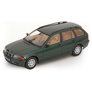 KK BMW 3 Series E46 Touring 1999 - Green Metallic 1:18 model car