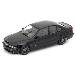 KK BMW M5 (E39) 1998 - Black 1:18 model car