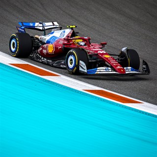 Look Smart Ferrari SF-25 - 2025 Miami Grand Prix - #44 Lewis Hamilton 1:43 model car