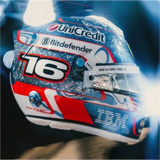 Look Smart Charles Leclerc Ferrari Helmet - 2025 Singapore Grand Prix 1:5