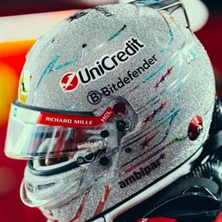 Look Smart Lewis Hamilton Ferrari Helmet - 2025 Las Vegas Grand Prix 1:5