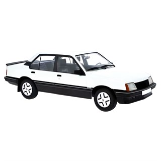 MCG Vauxhall Cavalier SRI 1981 - White 1:18 model car