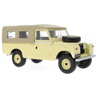 MCG Land Rover Series II 109 1959 - Beige 1:18 model car