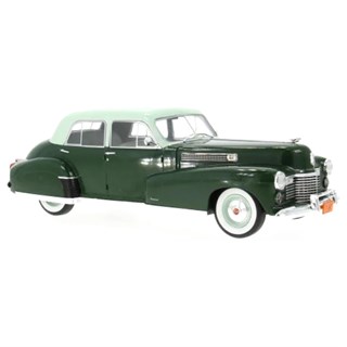 MCG Cadillac Fleetwood Series 60 Special Sedan 1941 - Dark Green 1:18 model car