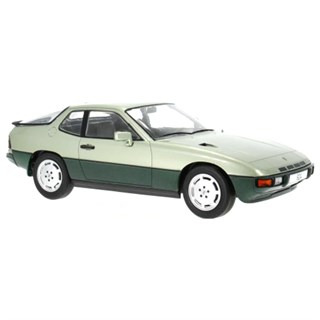 MCG Porsche 924 Turbo 1979 - Light Green 1:18 model car