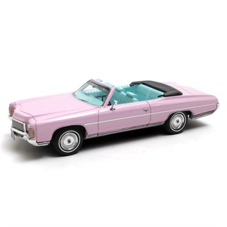 Matrix Chevrolet Impala Convertible 1971 - Pink 1:43 model car