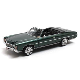 Matrix Chevrolet Impala Convertible 1971 - Green 1:43 model car