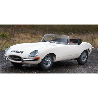 Norev Jaguar E-Type Cabriolet 1962 - English White 1:12 model car