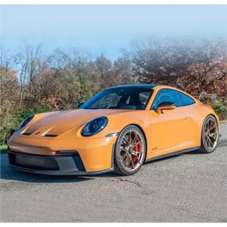 Norev Porsche 911 GT3 2021 - Bahama Yellow 1:18 model car