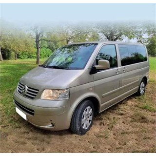 Norev Volkswagen Multivan 2003 - Wheat Beige 1:18 model car