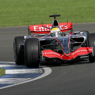 Minichamps McLaren MP4/21 - 2006 Silverstone Test - Lewis Hamilton 1:43 model car