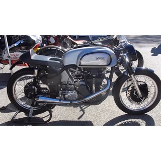 Minichamps Norton Manx 500 1960 - Silver/Chrome 1:12