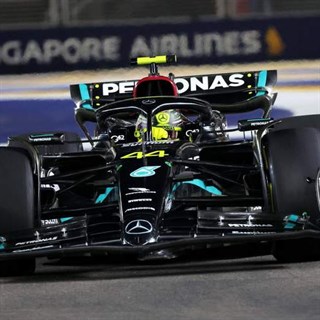 Minichamps Mercedes F1 W14 - 2023 Singapore Grand Prix - #44 Lewis Hamilton 1:43 model car