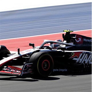 Minichamps Haas VF-23 - 2023 American Grand Prix - #27 N. Hulkenberg 1:43 model car