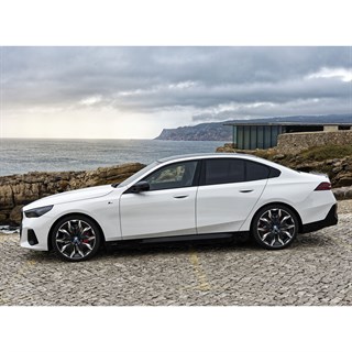 Minichamps BMW i5 2023 - White Metallic 1:43 model car