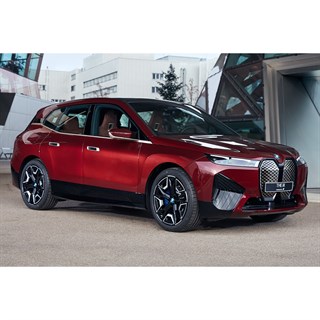 Minichamps BMW iX 2023 - Red Metallic 1:43 model car