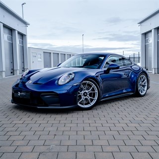 Minichamps Porsche 911 (992.2) GT3 Touring 2025 - Blue 1:43 model car