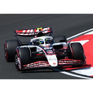 Minichamps Haas VF-25 - 2025 Chinese Grand Prix - #87 Oliver Bearman 1:43 model car