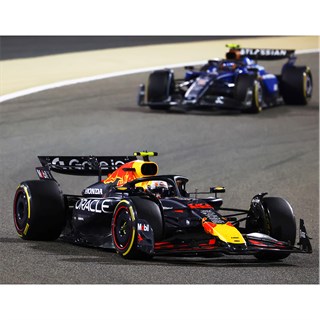 Minichamps Red Bull RB21 - 2025 Bahrain Grand Prix - #22 Yuki Tsunoda 1:43 model car