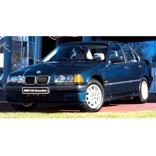 Minichamps BMW 318IS Class II 1994 - Blue Metallic 1:18 model car