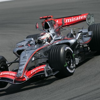 Minichamps McLaren MP4/21 - 2006 - #3 K. Raikkonen 1:18 model car