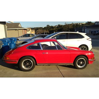 Minichamps Porsche 911 S 1972 - Red 1:18 model car