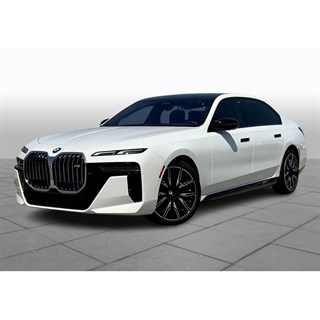 Minichamps BMW i7 M70 (G70) 2024 - White Metallic 1:18 model car