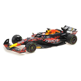 Minichamps Red Bull RB20 - 2024 British Grand Prix - #1 M. Verstappen 1:18 model car