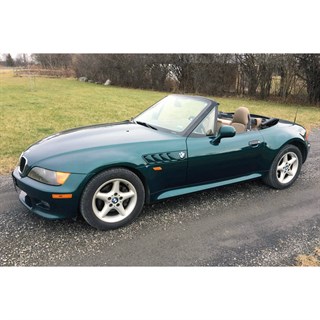 Minichamps BMW Z3 Roadster 1997 - Dark Green Metallic 1:18 model car