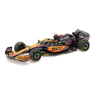 Minichamps McLaren MCL36 - 2022 Singapore Grand Prix - #4 L. Norris 1:18 model car