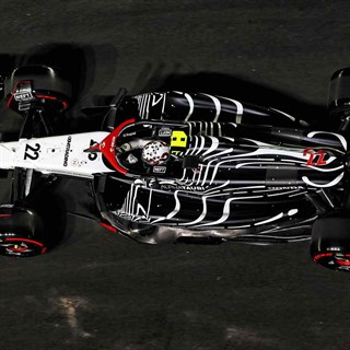 Minichamps AlphaTauri AT04 - 2023 Las Vegas Grand Prix - #22 Y. Tsunoda 1:18 model car