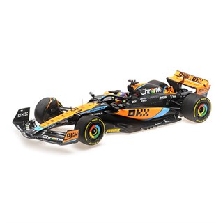Minichamps McLaren MCL60 - 2023 Hungarian Grand Prix - #81 O. Piastri 1:18 model car