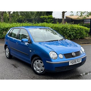 Maxichamps Volkswagen Polo 2005 - Blue 1:43 model car