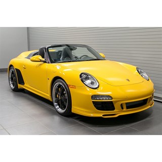 Maxichamps Porsche 911 Speedster 2011 - Yellow 1:43 model car