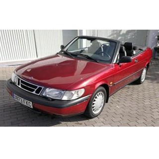 Maxichamps Saab 900 Cabriolet 1995 - Red 1:43 model car