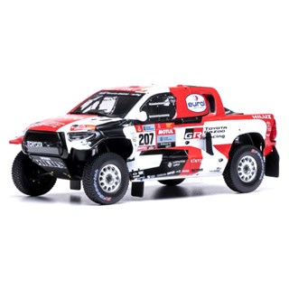 IXO Toyota GR Hilux - 2022 Dakar Rally - #207 Giniel de Villiers 1:43 model car