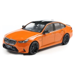 Solido BMW M5 (G90) Sedan 2024 - Fire Orange 1:43 model car