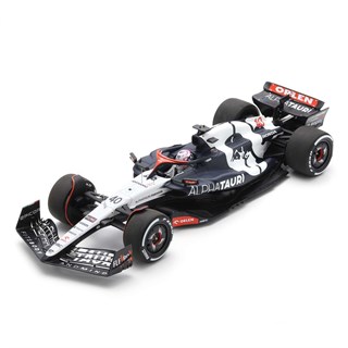 Spark AlphaTauri AT04 - 2023 Singapore Grand Prix - #40 L. Lawson 1:18 model car