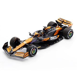 Spark McLaren MCL38 - 2024 Australian Grand Prix - #81 O. Piastri 1:18 model car