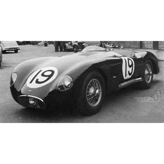 Spark Jaguar XK 120C - 1952 Le Mans 24 Hours - #19 1:43 model car