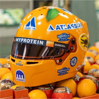 Spark Alexander Albon Williams Helmet - 2025 Miami Grand Prix 1:5