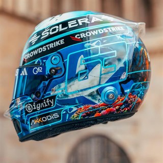 Spark George Russell Mercedes Helmet - 2025 Azerbaijan Grand Prix 1:5