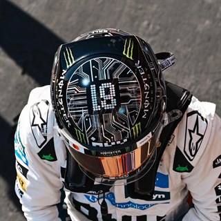 Spark Oscar Piastri McLaren Helmet - 2025 American Grand Prix 1:5