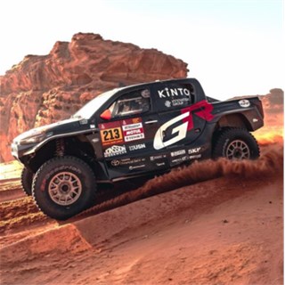 Spark Toyota GR Hilux - 2026 Dakar Rally - #213 Saood Variawa 1:43 model car
