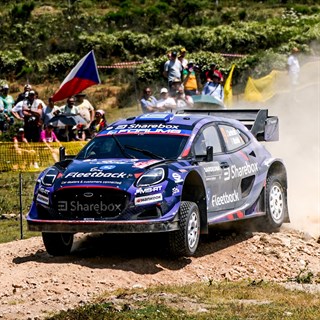 Spark Ford Puma Rally1 - 2025 Safari Rally - #9 Jourdan Serderidis 1:43 model car