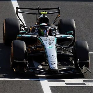 Spark Mercedes F1 W17 w. Figure & Pit Boards - 1st 2026 Italian Grand Prix - #12 Andrea Kimi Antonelli 1:43 model car