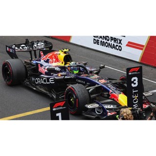Spark Red Bull RB22 w. Marker Board - 2026 Monaco Grand Prix - #6 Isack Hadjar 1:43 model car