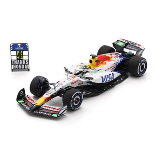Spark Racing Bulls VCARB 02 w. Pit Board - 2025 Japanese Grand Prix - #6 Isack Hadjar 1:43 model car