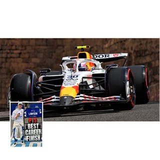 Spark Racing Bulls VCARB 02 w. Pit Board - 2025 Azerbaijan Grand Prix - #30 Liam Lawson 1:43 model car