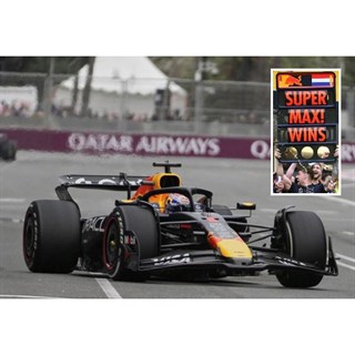 Spark Red Bull RB21 w. Pit Board - 1st 2025 Azerbaijan Grand Prix - #1 Max Verstappen 1:43 model car